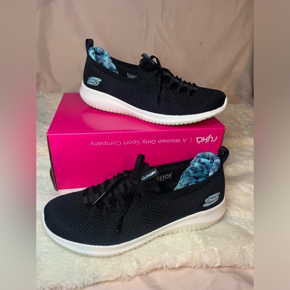 Skechers Womens Ultra Flex Flourishing 149393W Black Running Shoes Sneakers 8 - Picture 1 of 5